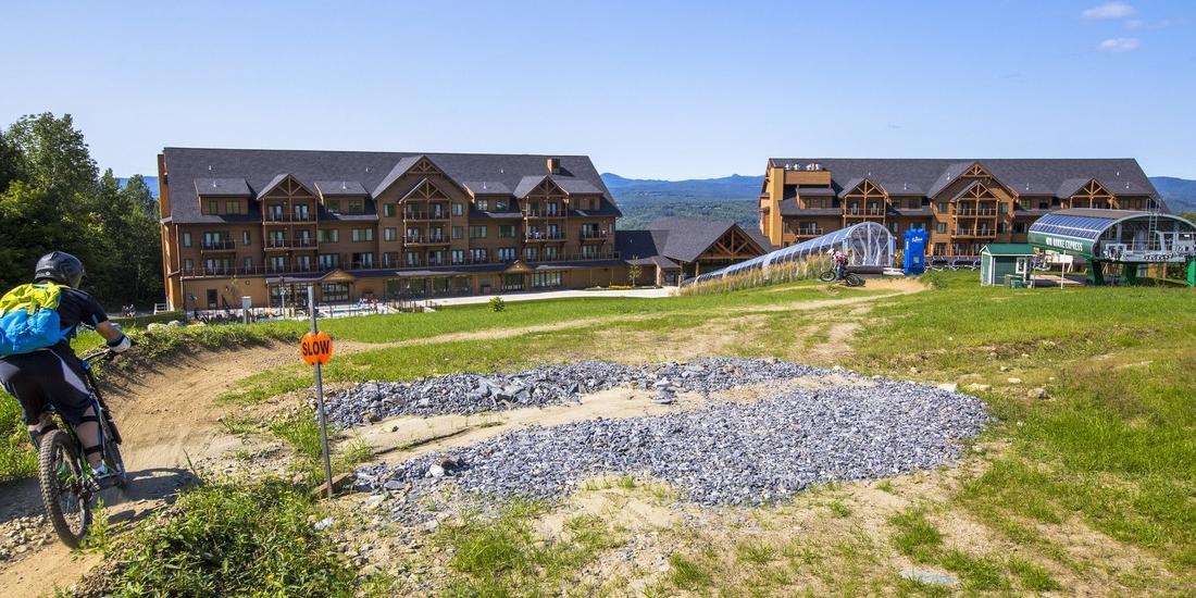 Burke Mountain Hotel And Conference Center Zewnętrze zdjęcie